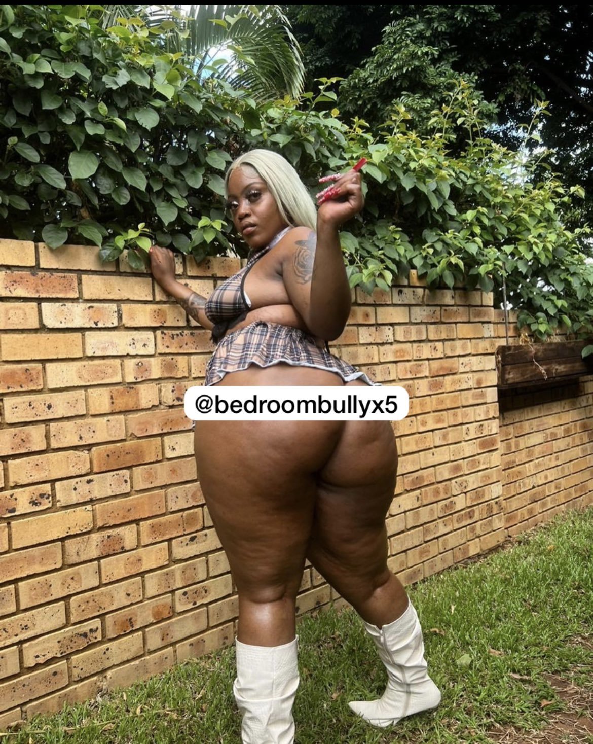 Bedroom_bullyex5 from South Africa 🇿🇦 #LiY9JQUV