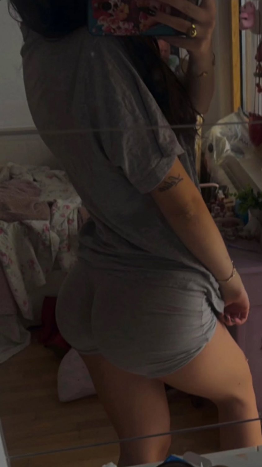 18's girl has a good butt and nice tits. Like for more videos #4OLgjWWu